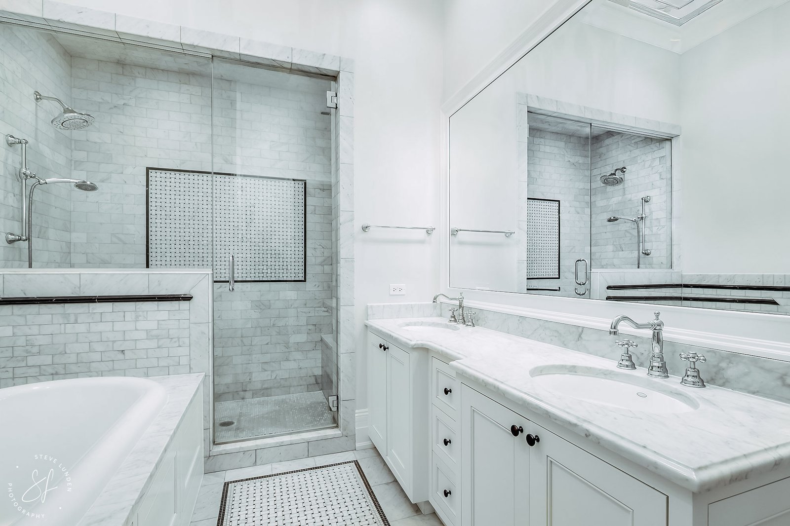 Bathroom real estate photography MN